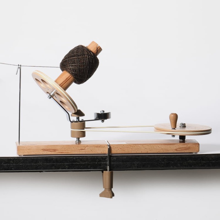 maszynka do nawijania welny motkow knit pro drewniana maszyna dziewiarska winding nawijarka dziewiarska welna.jpg