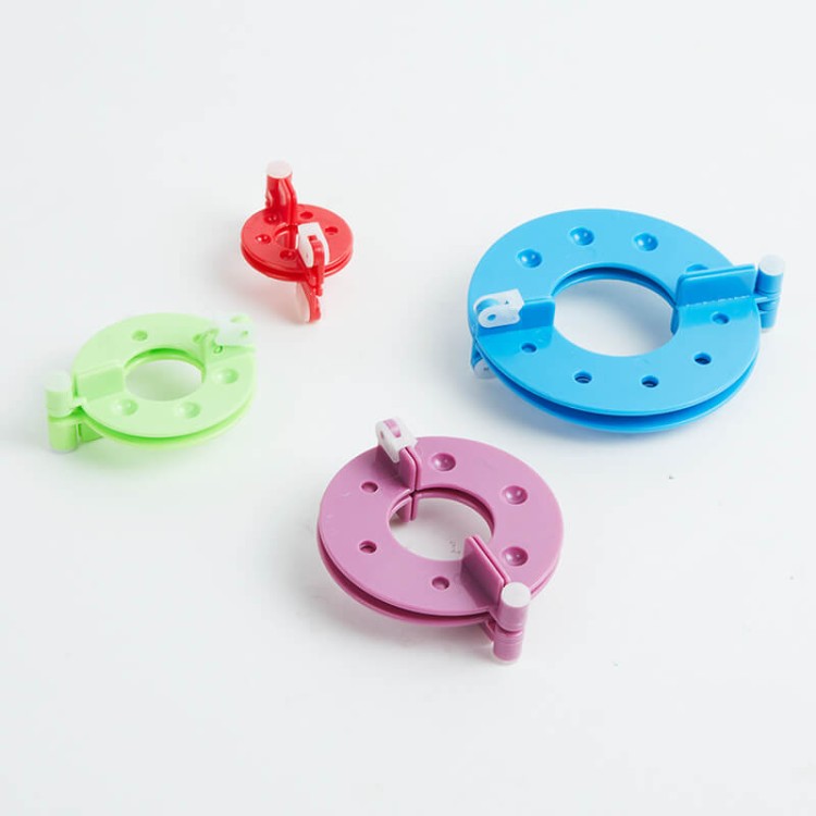 Rejoice Pompom Maker-1.jpg