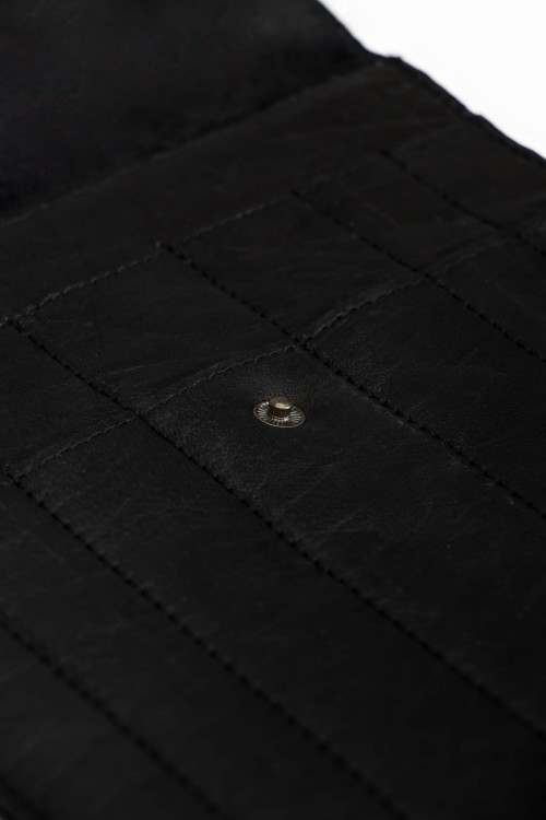 skorzane etui na druty ponczosznicze czarne futerał dla dziewiarki  muud living oslo black case.jpg