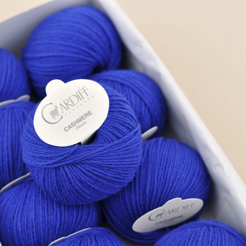 kaszmir cardiff cashmere classic wloczka kaszmirowa 666 zar kobalt niebieski.JPG