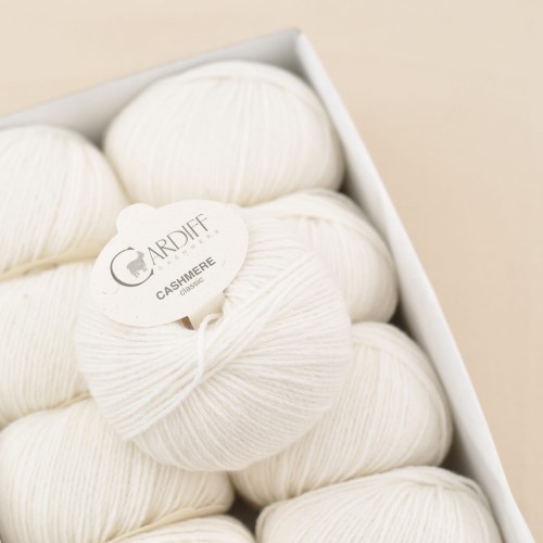 kaszmir cardiff cashmere classic wloczka kaszmirowa biała candido 623.JPG