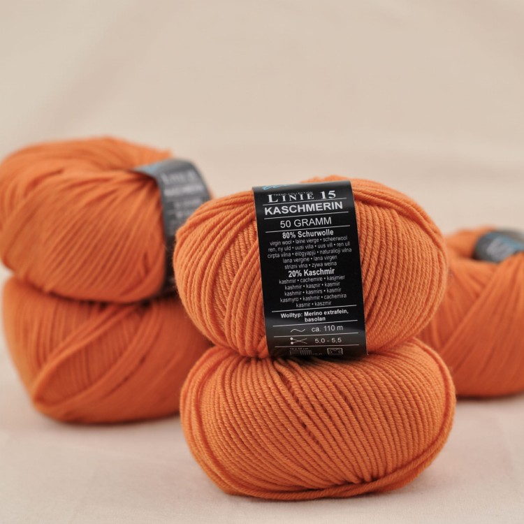 wloczka kaszmirowa welna merino kaszmir super miekka włóczka  dla dzieci kaschmerin online niegryzaca wełna wloczki nie gryzaca pomaranczowy.JPG