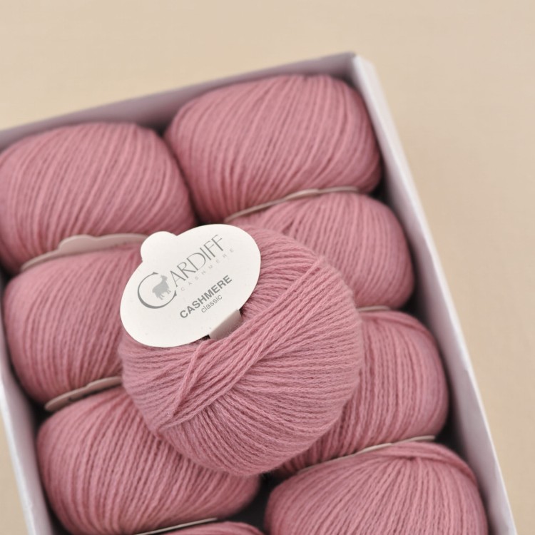 wloczka cardiff cashmere classic kaszmirowa welna 100 kaszmir 716 hashi rozowy.JPG