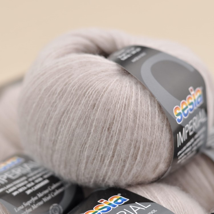puszysta wloczka imperial sesia welna merino merynosa jedwab kaszmir zamiennik kid silk drops moher jedwab 1561 naturalny.JPG