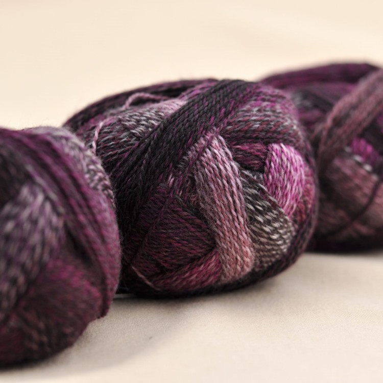 wloczka na skarpety melanżowe kolorowe crazy zauberball schoppel wolle welna merino skarpetki 2543 fioletowy rozowy.JPG