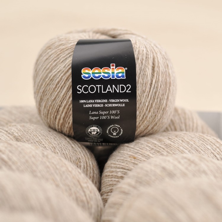 miekka niegryzaca cienka wloczka merino tweed na druty dzierganie scotland sesia welna merynosa 246 jasny bezowy.JPG