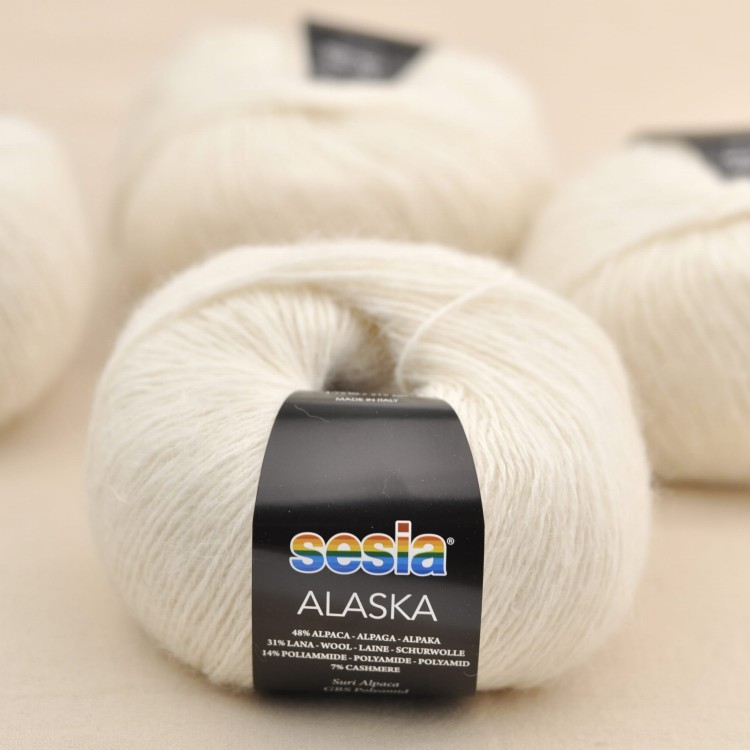 cienka wloczka alaska sesia alpaka suri welna owcza merino merynosa kaszmir druty dzierganie ecru.JPG