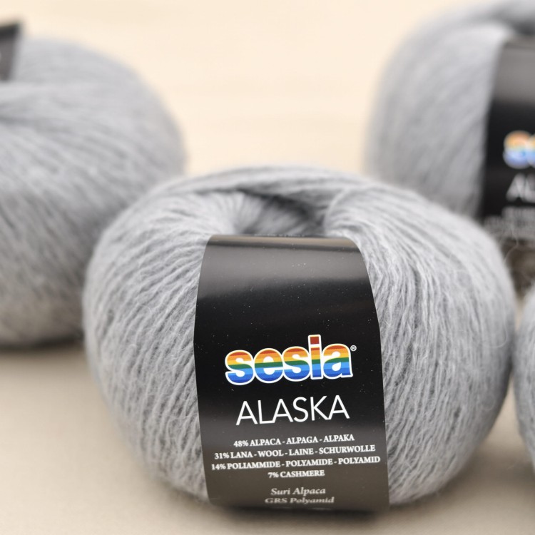 cienka wloczka alaska sesia alpaka suri welna owcza merino merynosa kaszmir druty dzierganie 1693 popielaty szary.JPG