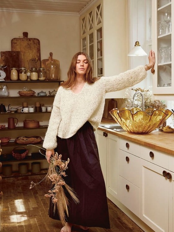 nowa gazeta ze wzorami sandnes garn diy 2308 vol wzor na druty FACILE SWEATER wloczka borstet alpakka 2308_7-2.jpg