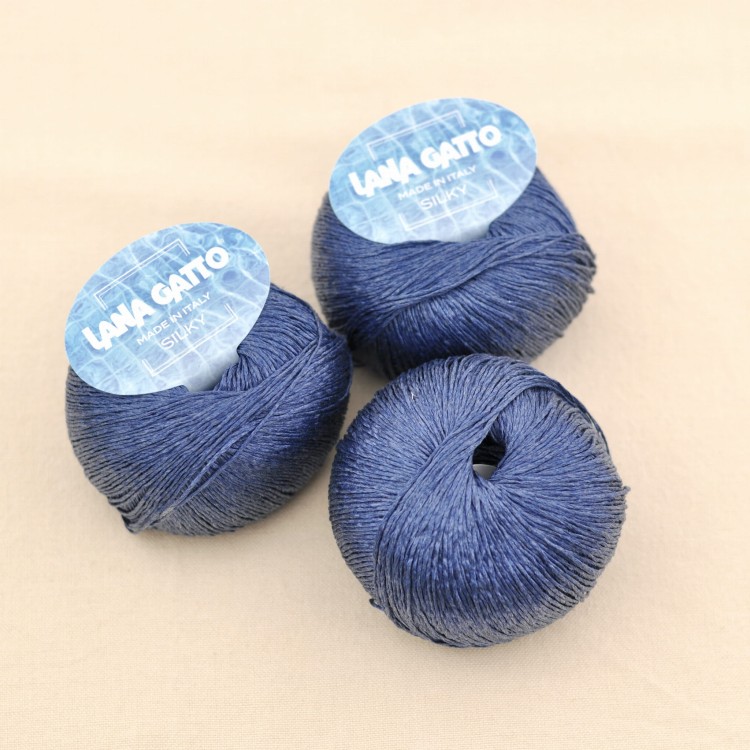 wloczka silky lana gatto jedwab jedwabna motek na druty niebieski 8726 jeans .JPG