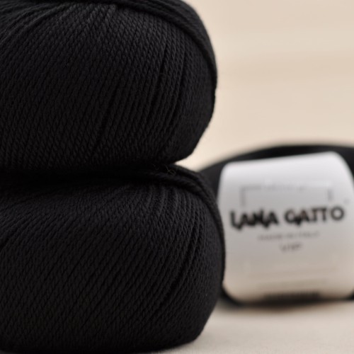 wloczka vip lana gatto welna merino merynosa kaszmir cienka niegryzaca nitka dla dziecka na druty szydelko 1500 czarny.JPG