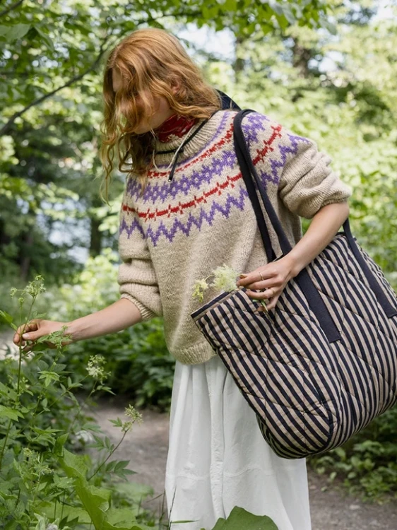 wzór sandnes polar-light ladies sweater  sklep motek włóczka 2410-7_5.jpg.webp