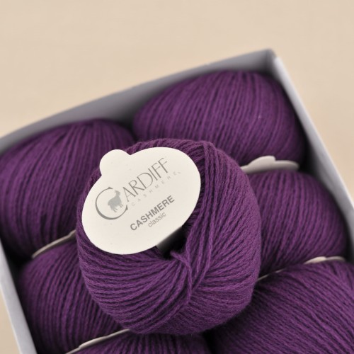 kaszmir cardiff cashmere classic wloczka kaszmirowa luksusowa na druty szydelko miekka mila niegryzaca wloczka dla dzieci JASPER FIOLETOWY 695.JPG