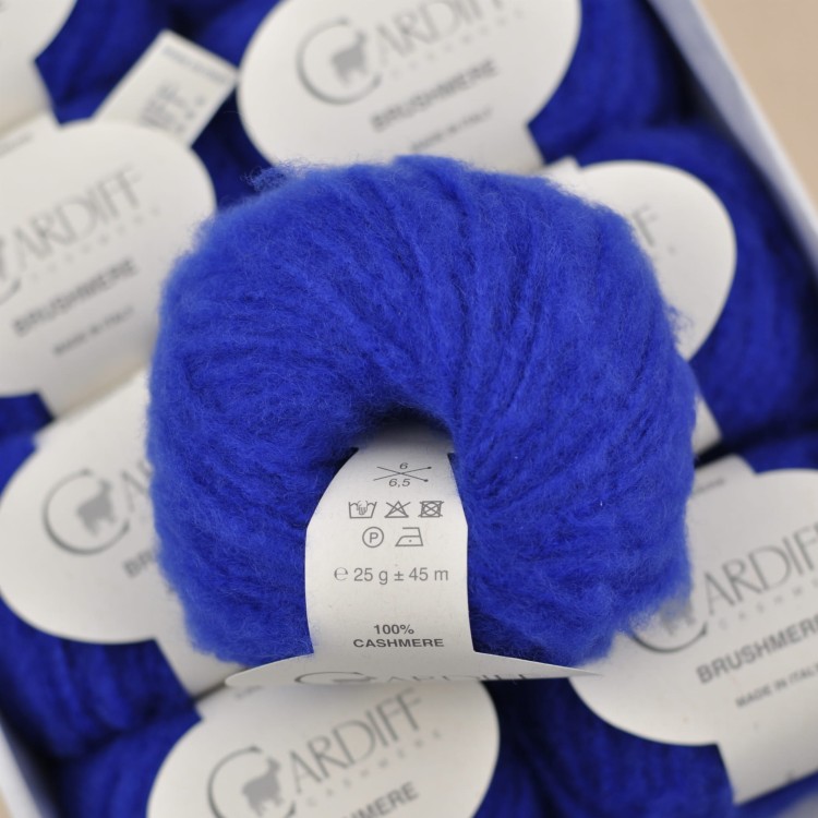 kaszmir cardiff cashmere classic wloczka kaszmirowa luksusowa na druty szydelko miekka mila niegryzaca wloczka dla dzieci BRUSHMERE ZAR 132 KOBALTOWY.JPG