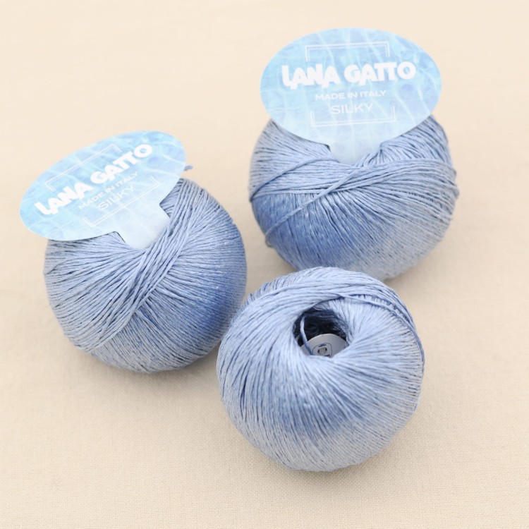 8725  niebieska blekitna wloczka jedwabna lana gatto silky wloczka jedwab na lato druty szydelko.JPG