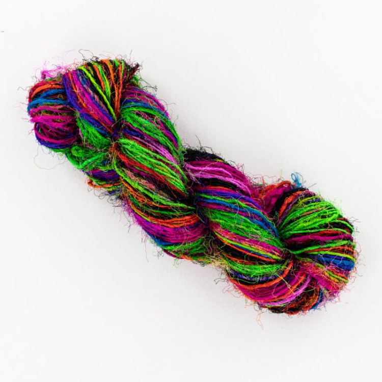 jedwab ozdobny fonty wloczka naturalna SARI-0001.jpg