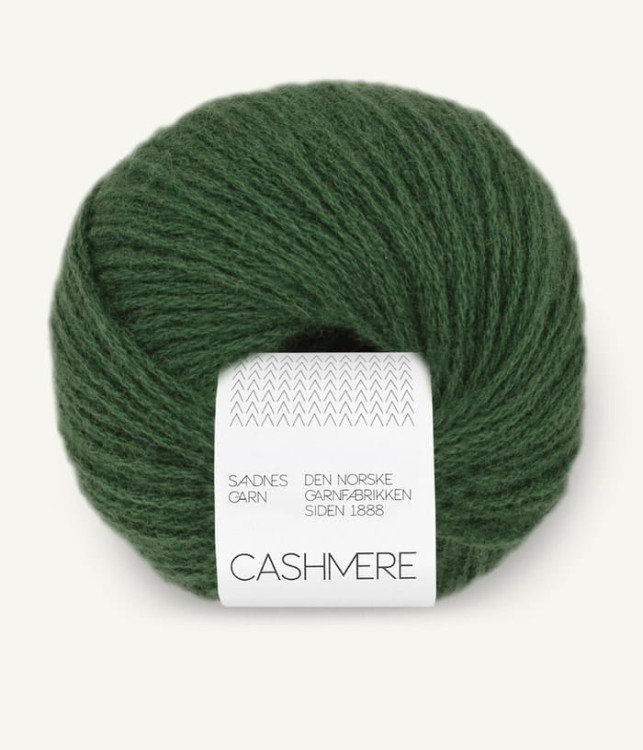 wloczka cashmere sandnes garn nowosc miekka niegryzaca welna kaszmir dla dzieci niemowlad wrazliwych na druty dzierganie 11648082_forest-green_300dpi_noste_1.jpg