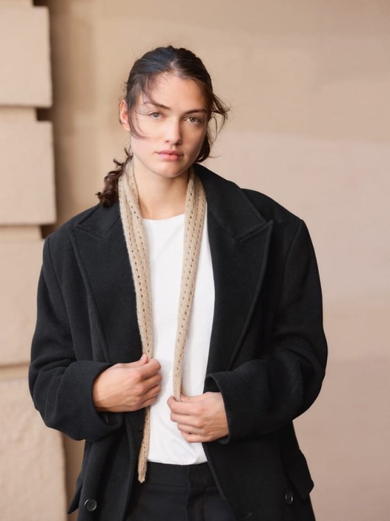 wzor na druty chusta apaszka ażur sandnes garn cashmere z kaszmiru wloczka niegryzaca motek dzierganie  2508-02_04.jpg