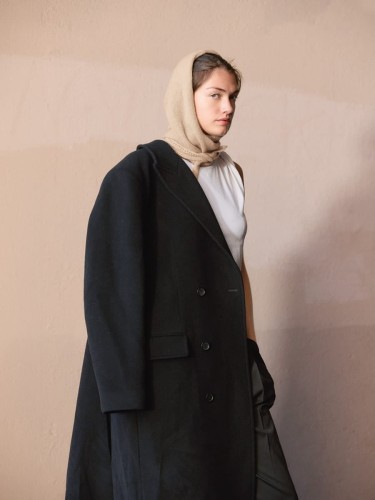 wzor na druty chusta apaszka ażur sandnes garn cashmere z kaszmiru wloczka niegryzaca motek dzierganie 2508-03_02.jpg