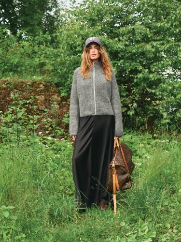 wzor na druty sweter kardigan sandnes garn miekka wloczka niegryzaca motek 2507-10_1_1.jpg.webp