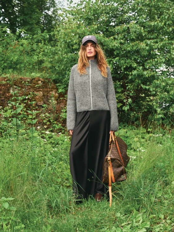 wzor na druty sweter kardigan sandnes garn miekka wloczka niegryzaca motek 2507-10_1_1.jpg.webp