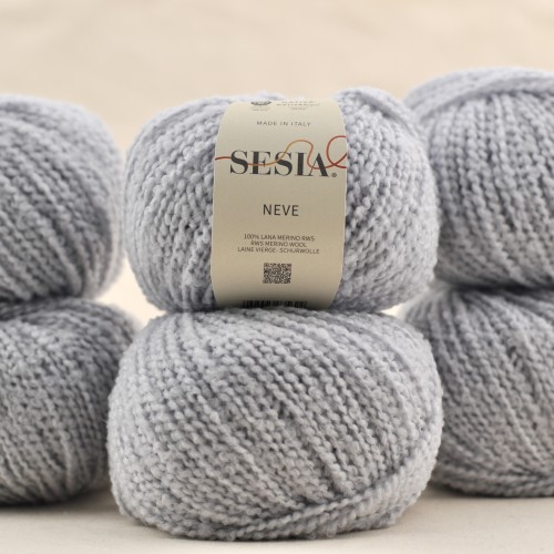 wloczka neve sesia welna merino merynosa boucle nitka puszysta petelki delikatna miekka niegryzaca wloczka dla dziecka na druty dzierganie motek jasny lawendowy fioletowy.JPG