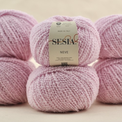 wloczka neve sesia welna merino merynosa boucle nitka puszysta petelki delikatna miekka niegryzaca wloczka dla dziecka na druty dzierganie motek jasny rozowy.JPG