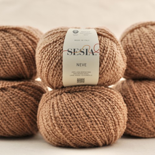 wloczka neve sesia welna merino merynosa boucle nitka puszysta petelki delikatna miekka niegryzaca wloczka dla dziecka na druty dzierganie motek cieply brazowy karmelowy.JPG