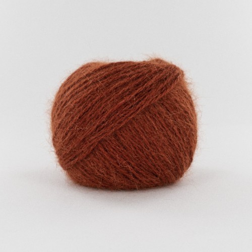 fonty wloczka angora welna krolicza welna merino merynosa miekka puszysta wloczka zamiennik kid silk moheru jedwab COEUR D’ANGORA motek na druty dzierganie sklep z wloczkami ANGO-0304.jpg