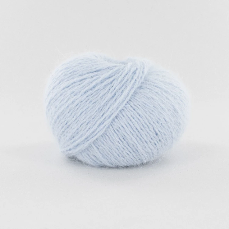 fonty wloczka angora welna krolicza welna merino merynosa miekka puszysta wloczka zamiennik kid silk moheru jedwab COEUR D’ANGORA motek na druty dzierganie sklep z wloczkami ANGO-0340.jpg