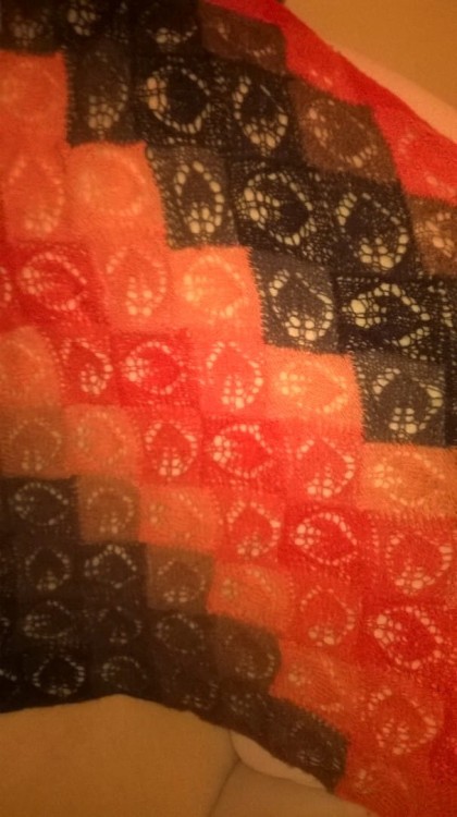 lace ball fur Louise.jpg